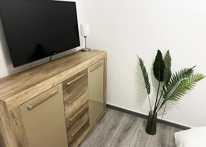 Apartament Tony Konstanca